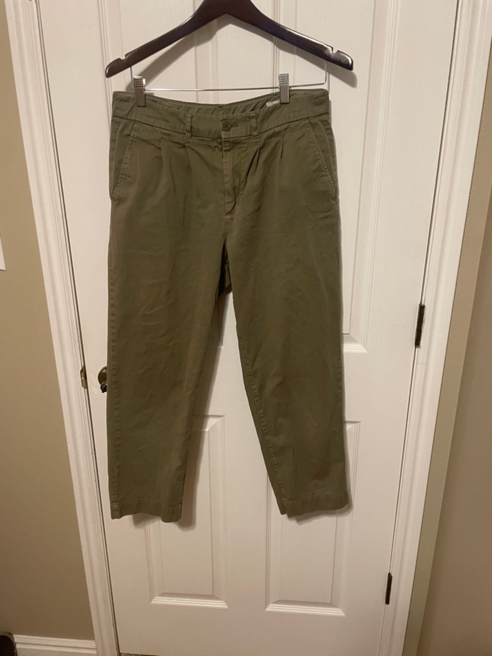 AYR Olive Green Chinos- the Metropolitan